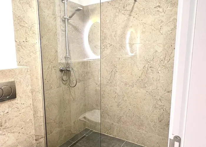 Riverside By Inntime 3*