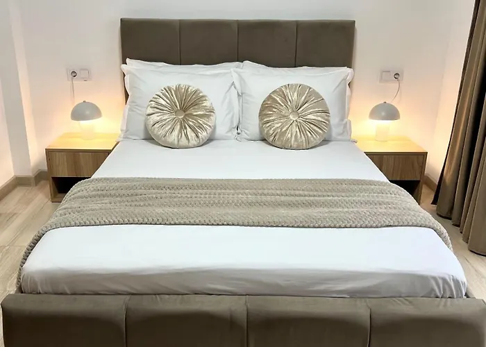 Riverside By Inntime Hotel